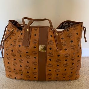 MCM Visetos reversible Liz shopper